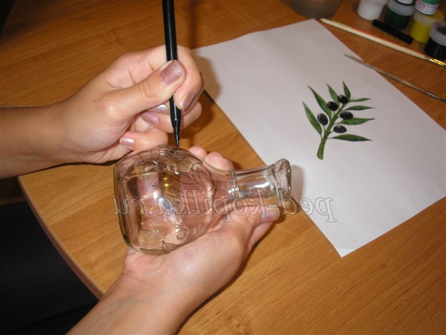 Розпис скляного глека. Майстер-клас