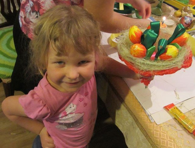 Виріб з яєць. Тюльпани