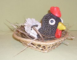 Курочка з природного матеріалу, пластиліну