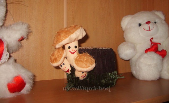 Скарбничка. Гриби на пеньку своїми руками