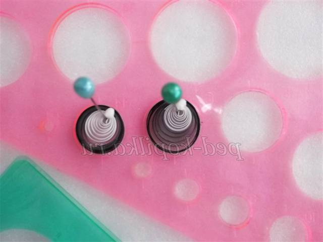 Картина з квітами. Квіллінг майстер клас Картина з квітами. Квіллінг майстер клас