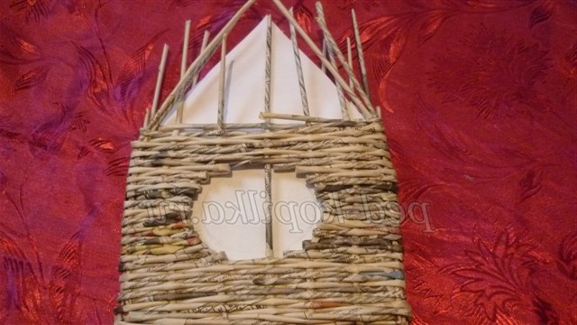 Плетіння з газетних трубочок. Майстер-клас годинник