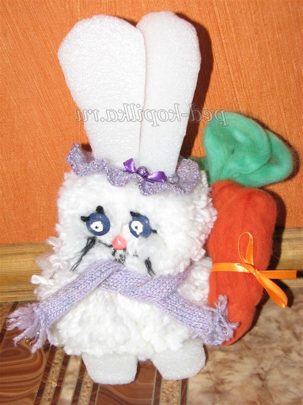 Іграшки з помпонів своїми руками