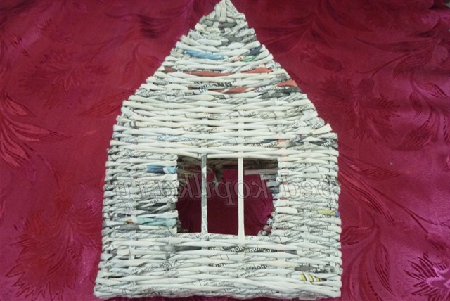 Плетіння з газетних трубочок. Майстер-клас годинник