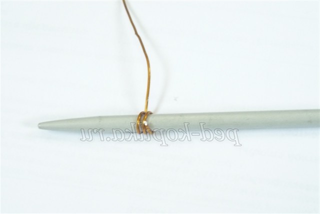 Плетіння з газетних трубочок. Майстер-клас годинник