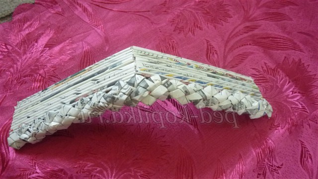 Плетіння з газетних трубочок. Майстер-клас годинник