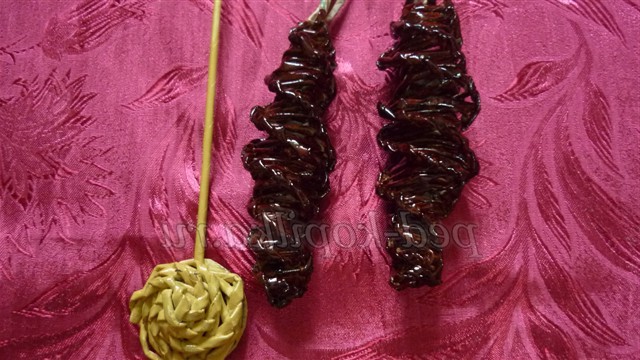 Плетіння з газетних трубочок. Майстер-клас годинник