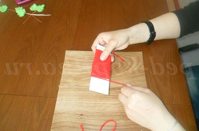 троянди з ниток своїми руками