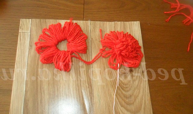 троянди з ниток своїми руками