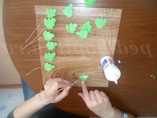 троянди з ниток своїми руками