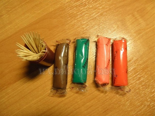 Троянди з маси для ліплення своїми руками