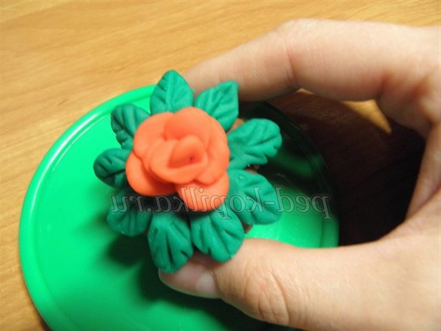 Троянди з маси для ліплення своїми руками