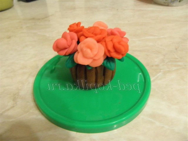 Троянди з маси для ліплення своїми руками