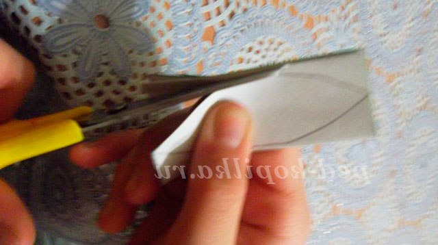 Аплікація. Квіти у кошику своїми руками
