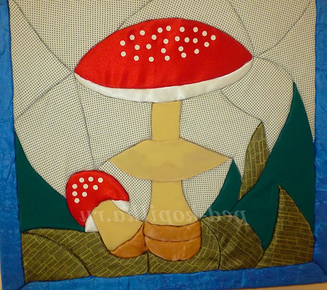 Техніка інкрустація панно. Гриби