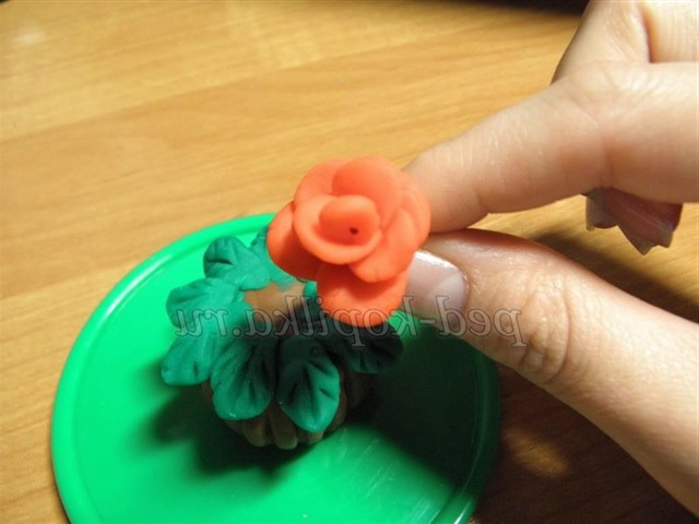 Троянди з маси для ліплення своїми руками