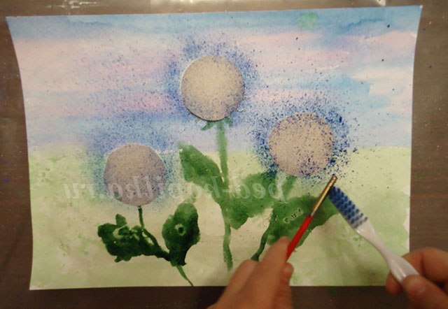 Кульбабки в техніці набризк. Майстер-клас