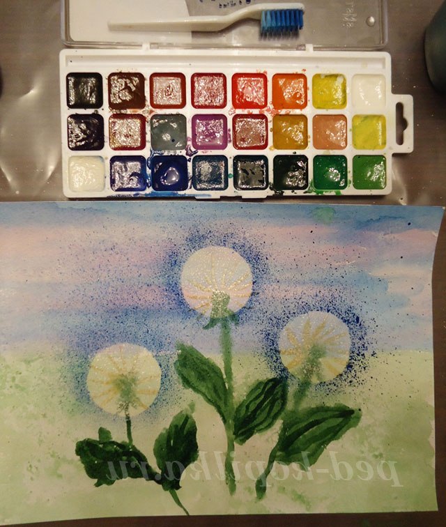 Кульбабки в техніці набризк. Майстер-клас