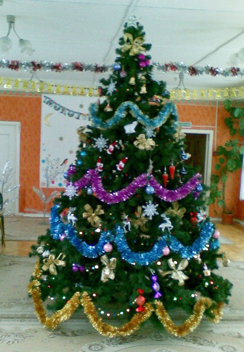 Прикраса Новорічної ялинки для дітей