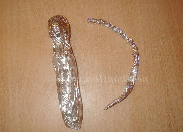 Ліплення з пластиліну фігур на каркасі