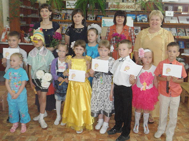 фото з випускного alt=