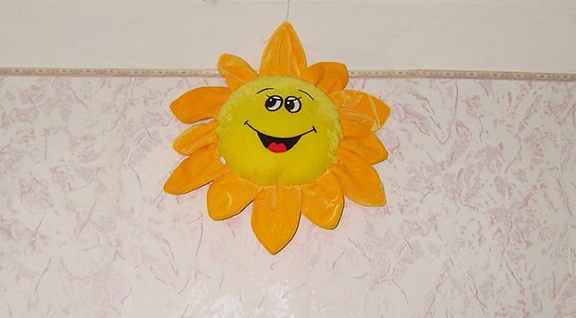 Сонечко над дверима