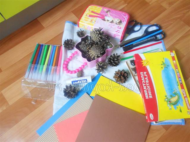 Осінні вироби з природного матеріалу з дітьми 5-6 років Осінні вироби з природного матеріалу з дітьми 5-6 років