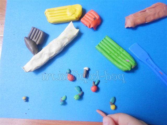 Осінні вироби з природного матеріалу з дітьми 5-6 років Осінні вироби з природного матеріалу з дітьми 5-6 років