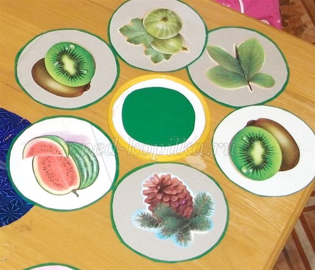 Дидактична гра Підбери чарівні пелюстки за формою, заданої на серединці квітки Дидактична гра Підбери чарівні пелюстки за формою, заданої на серединці квітки