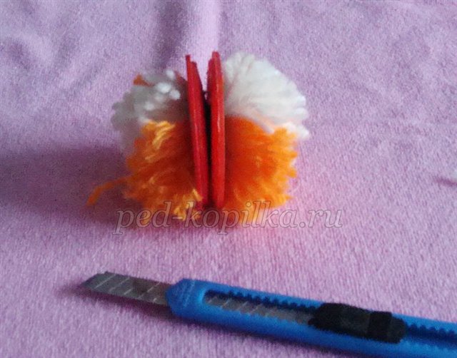 Іграшки з помпонів своїми руками. Лисичка Іграшки з помпонів своїми руками. Лисичка