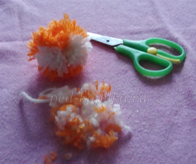 Іграшки з помпонів своїми руками. Лисичка Іграшки з помпонів своїми руками. Лисичка