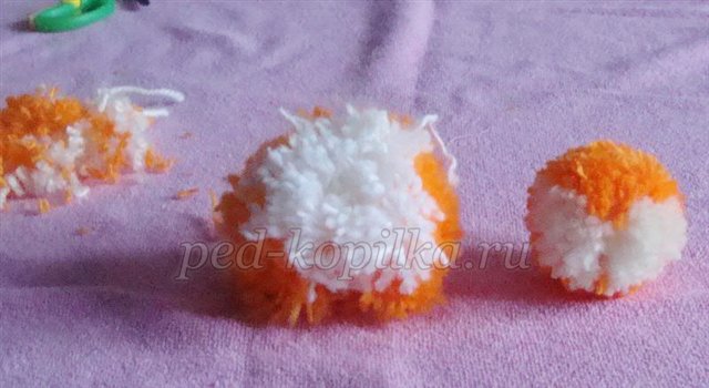 Іграшки з помпонів своїми руками. Лисичка Іграшки з помпонів своїми руками. Лисичка