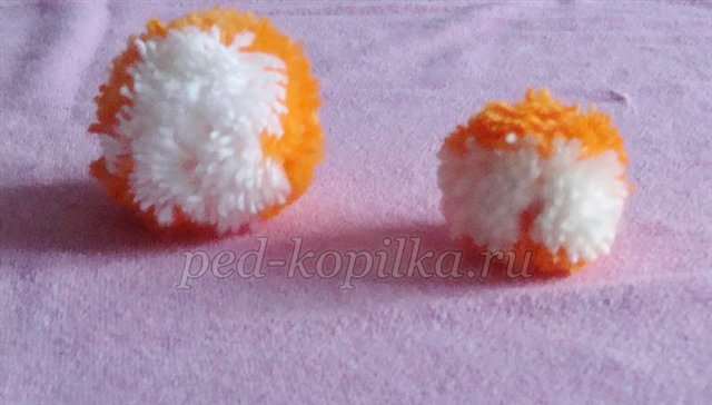 Іграшки з помпонів своїми руками. Лисичка Іграшки з помпонів своїми руками. Лисичка