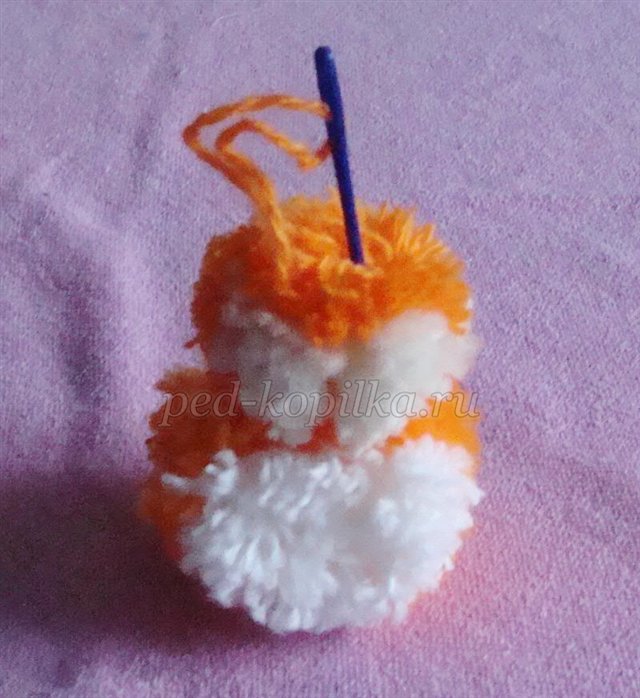 Іграшки з помпонів своїми руками. Лисичка Іграшки з помпонів своїми руками. Лисичка