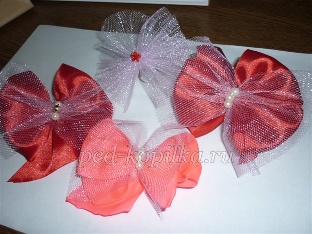 Майстер - клас Виготовлення брошки з атласних стрічок