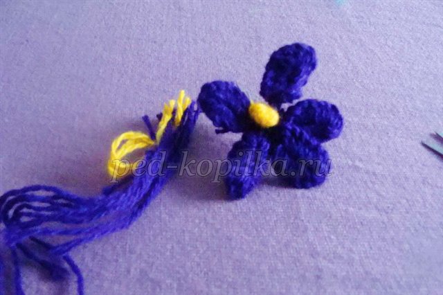 Фіалка з ниток. Майстер - клас Фіалка з ниток. Майстер - клас