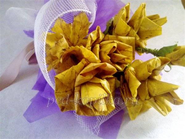 Троянди з листя клена. Осінній букет. Майстер-клас