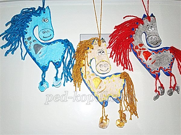  Конячка. Ялинкова іграшка своїми руками. Майстер-клас