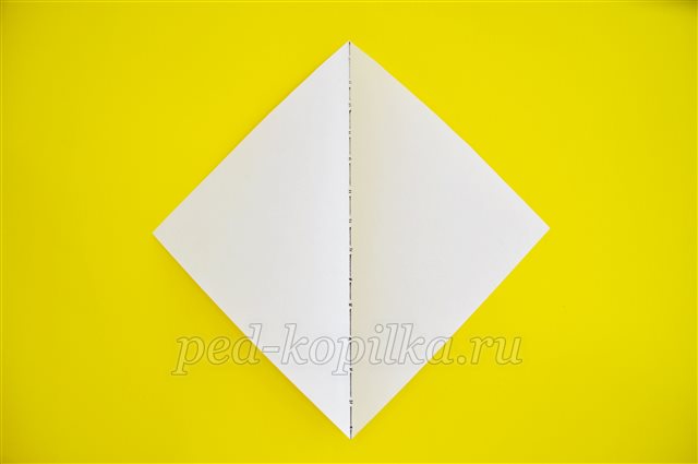 Виріб з паперу Кленові листки