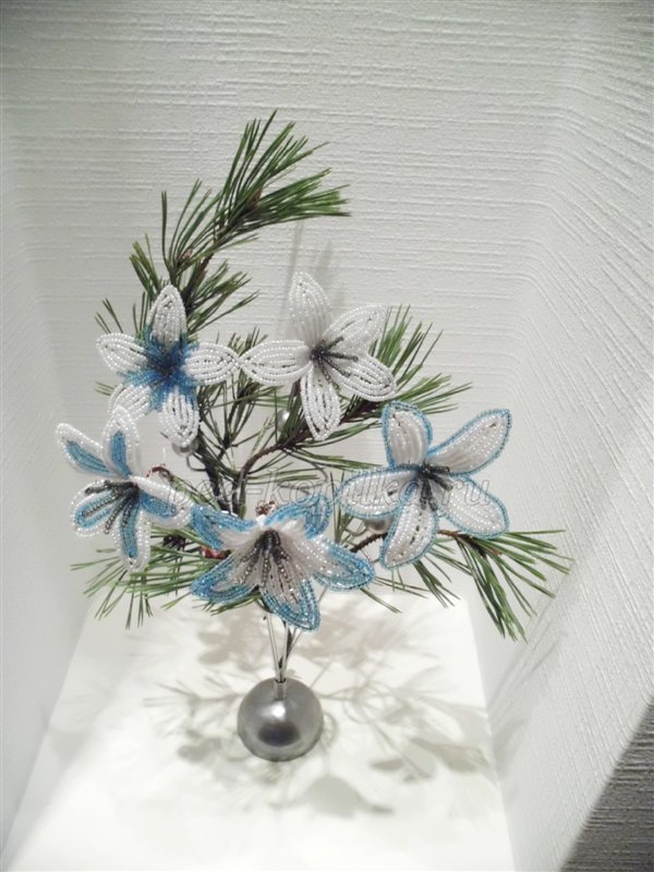 Зимова фантазія з бісеру. Майстер-клас Зимова фантазія з бісеру. Майстер-клас