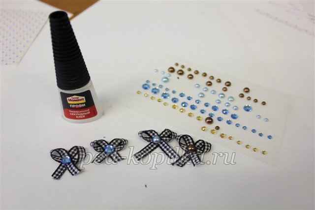 Новорічна листівка своїми руками. Майстер-клас