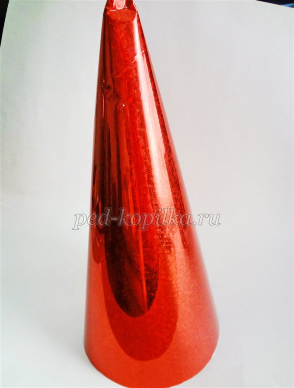 Майстер-клас Дід Мороз з конусів