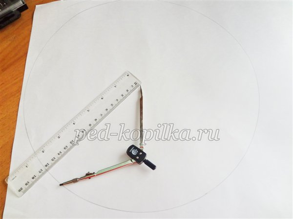 Майстер-клас Дід Мороз з конусів Майстер-клас Дід Мороз з конусів