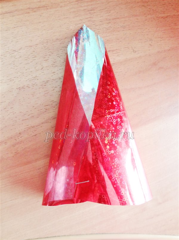 Майстер-клас Дід Мороз з конусів