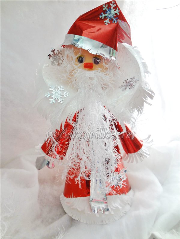 Майстер-клас Дід Мороз з конусів