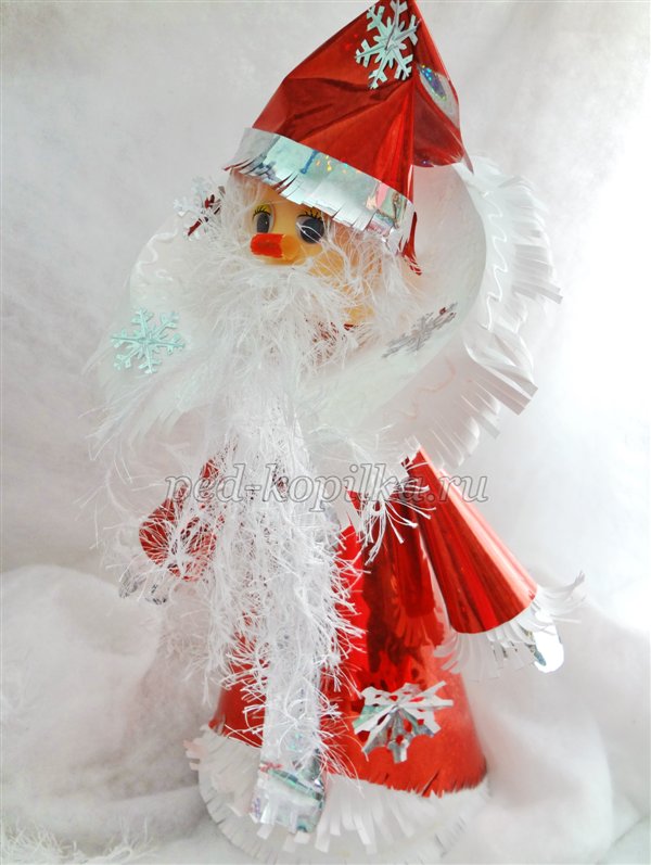 Майстер-клас Дід Мороз з конусів