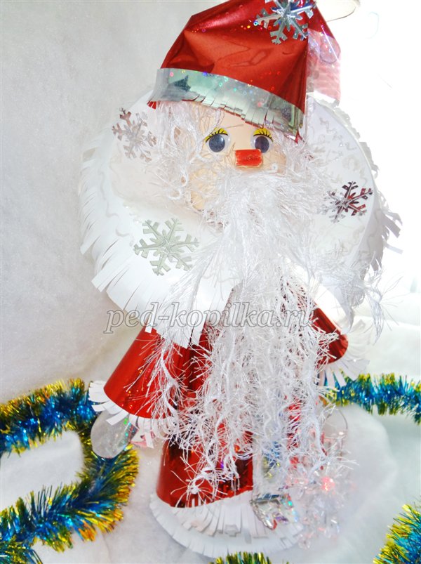 Майстер-клас Дід Мороз з конусів