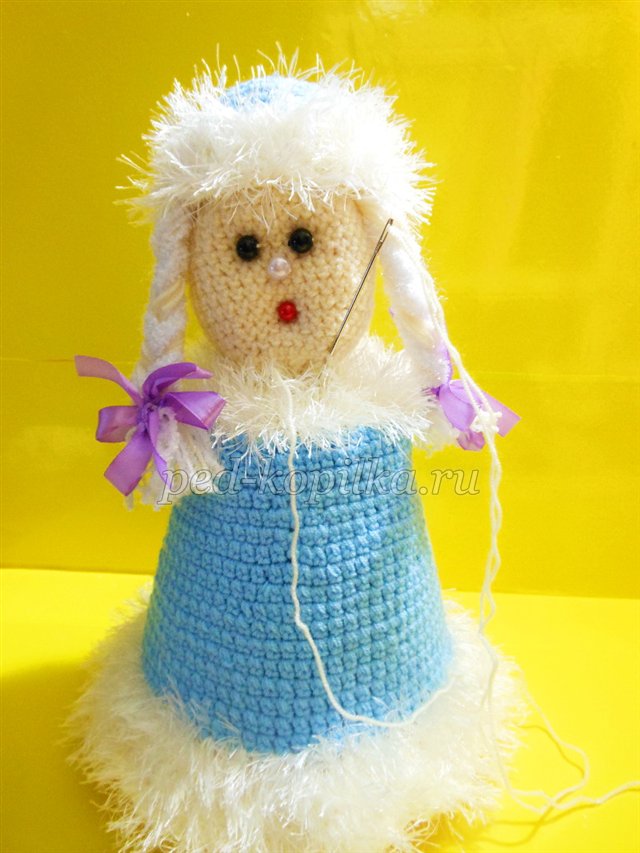 Снігуронька, пов'язана гачком Снігуронька, пов'язана гачком