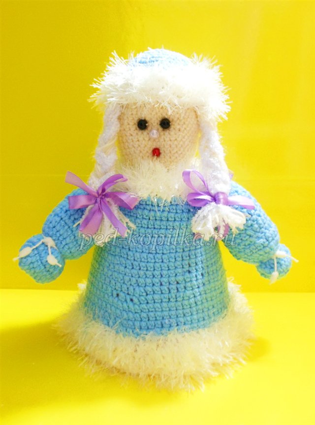 Снігуронька, пов'язана гачком Снігуронька, пов'язана гачком