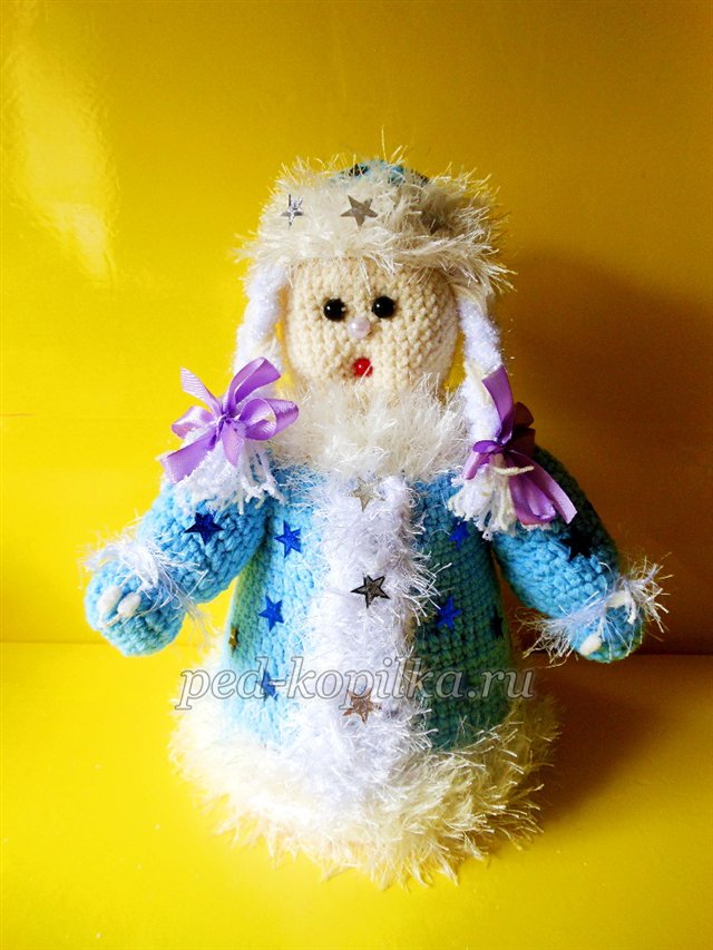 Снігуронька, пов'язана гачком Снігуронька, пов'язана гачком